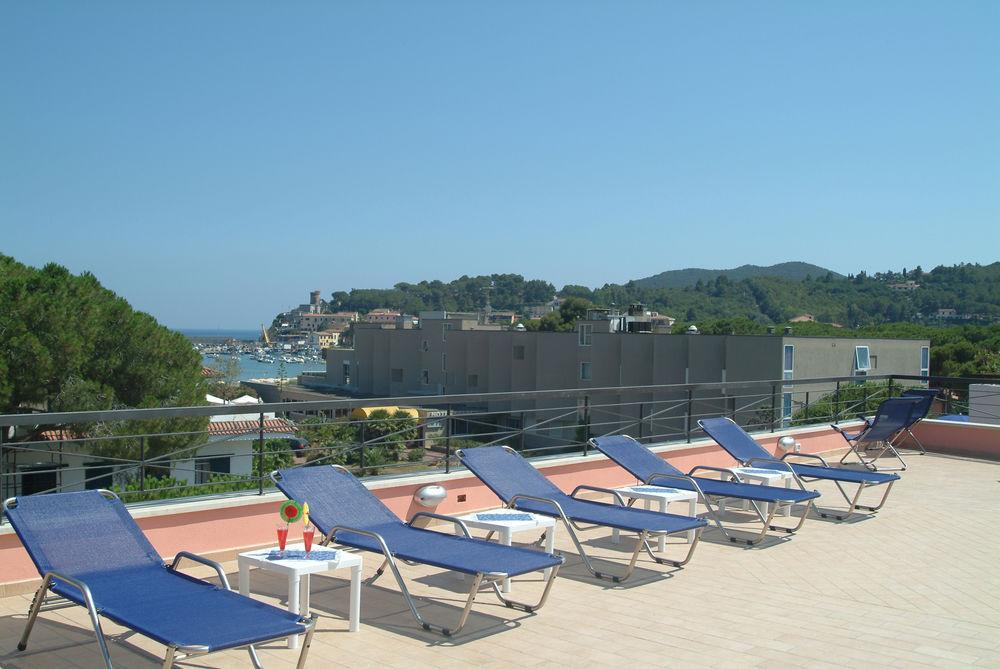 Hotel Mistral มารินา ดิ กัมโป ภายนอก รูปภาพ